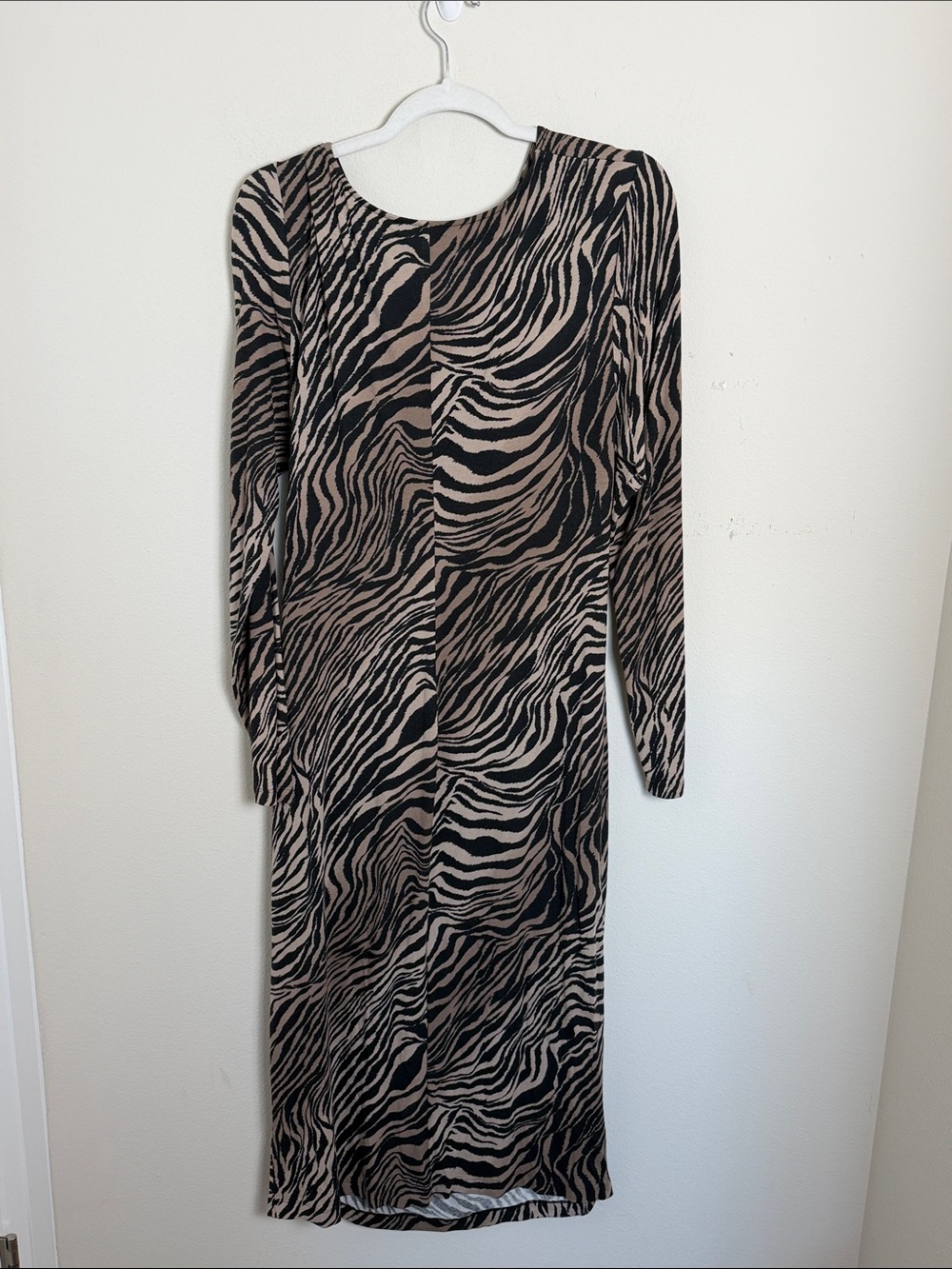 Lafayette 148 Zebra Print Long Sleeve Body-con Midi Dress Medium Party Evening - Picture 9 of 9